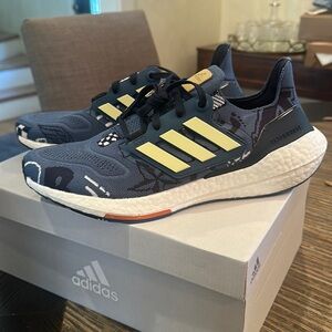 NEVER WORN-BRAND NEW: men’s Ultraboosts ‘Wonder Steel’